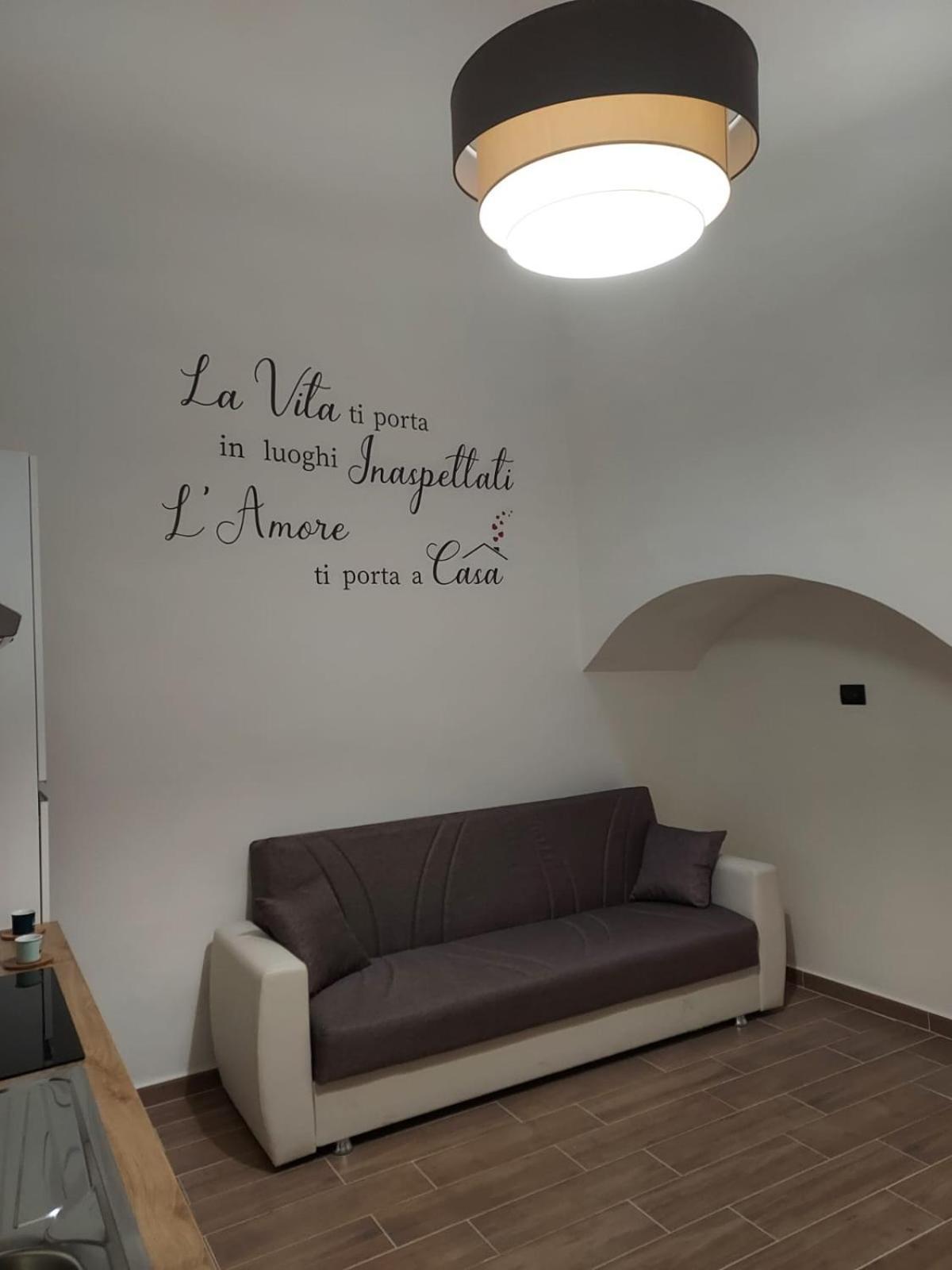Bed and Breakfast La Casa Antica Модуньо Екстер'єр фото