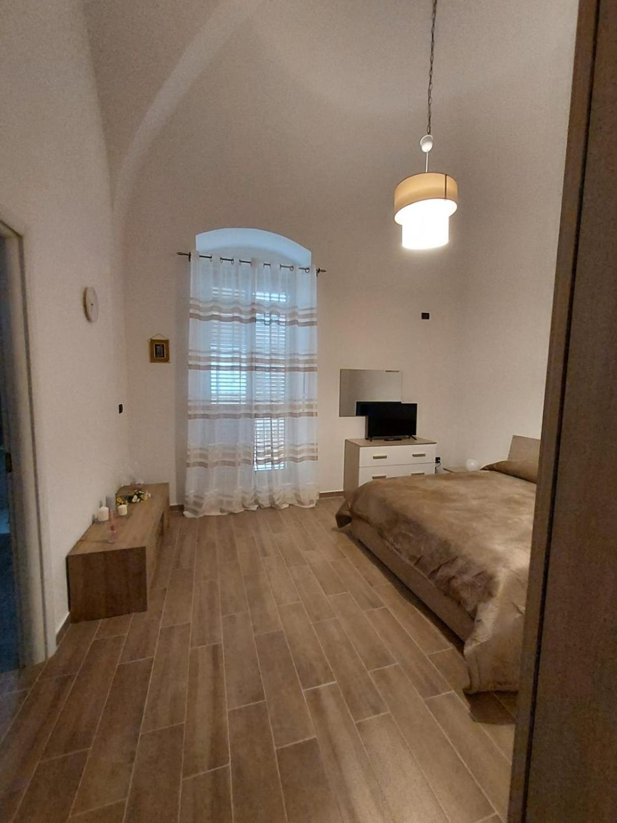 Bed and Breakfast La Casa Antica Модуньо Екстер'єр фото